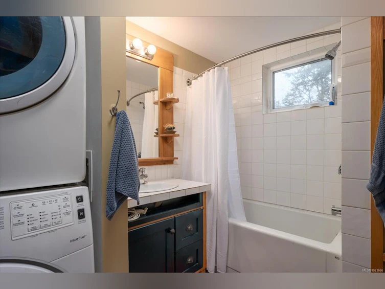 3271 South Road, Gabriola Island, BC, V0R 1X7 - 21