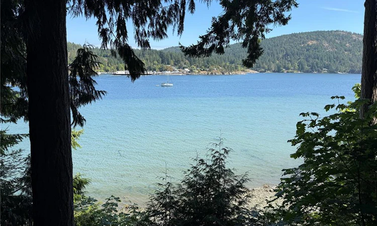 221 Isabella Point Road