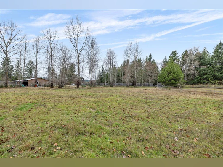 3805 Kriscott Road, Hilliers, BC, V9K 1V5 - 31