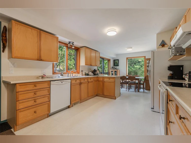 4961 Aho Road, Ladysmith, BC, V9G 1G8 - 3