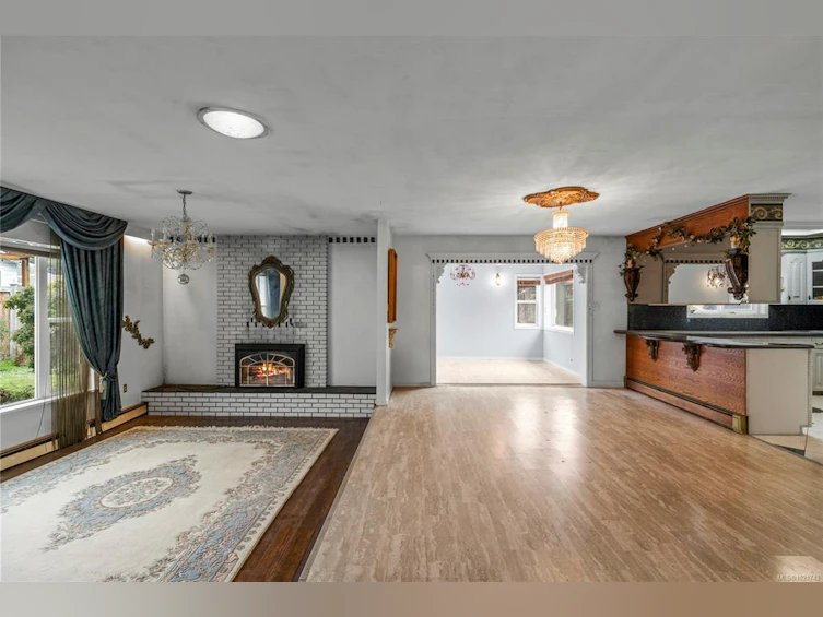 930 Mulholland Drive, French Creek, BC, V9P 1Z4 - 17