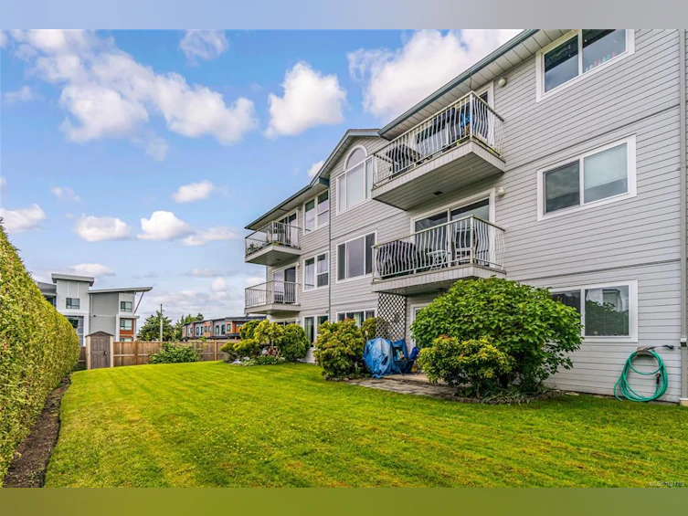 203-435 Morison Avenue, Parksville, BC, V9P 2M7 - 9