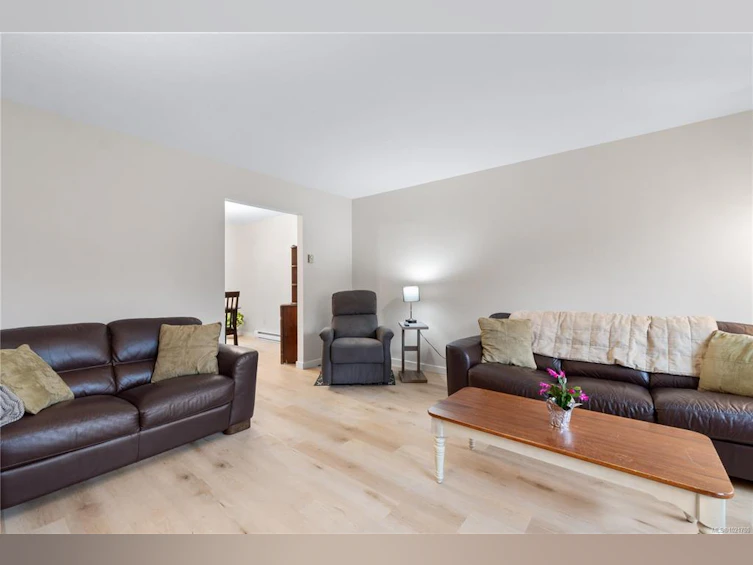 2629 Labieux Road, Nanaimo, BC, V9T 3N3 - 13