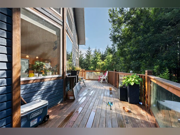 978 Peninsula Road, Ucluelet, BC, V0R 3A0 - 30