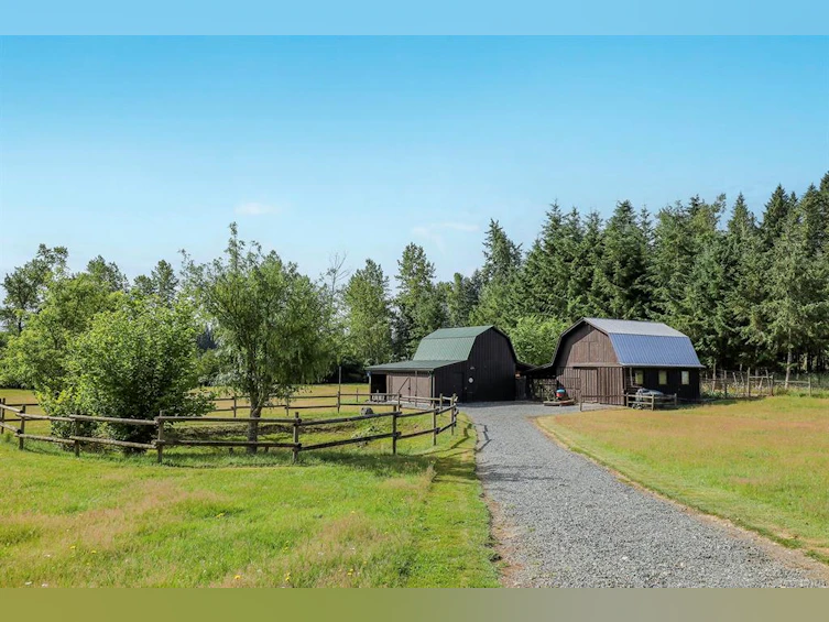 3713 Dove Creek Road, Courtenay, BC, V9J 1R9 - 36