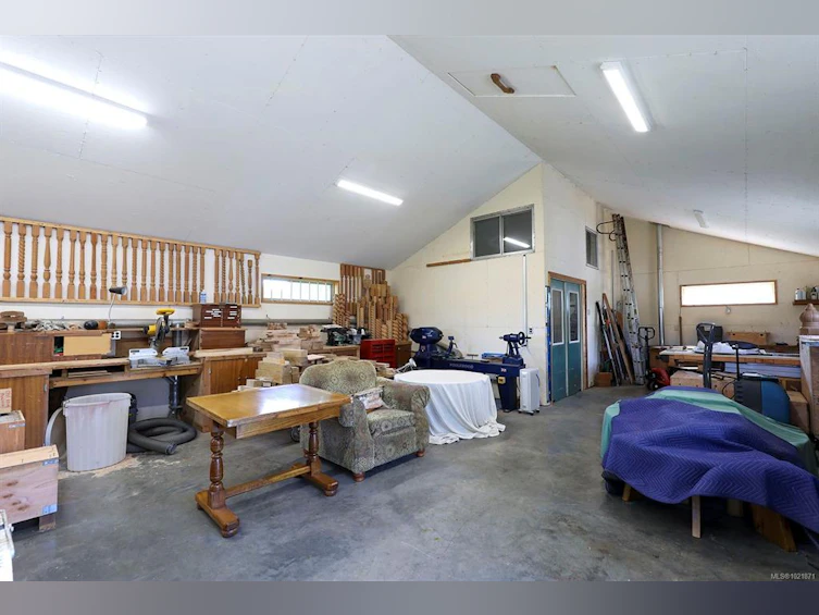 3713 Dove Creek Road, Courtenay, BC, V9J 1R9 - 39