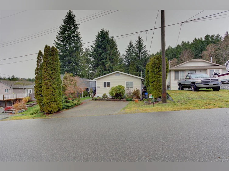 300 Lake Park Road, Lake Cowichan, BC, V0R 2G0 - 38