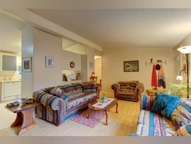 300 Lake Park Road, Lake Cowichan, BC, V0R 2G0 - 21
