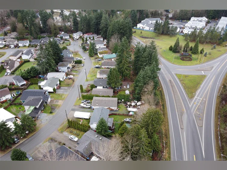 300 Lake Park Road, Lake Cowichan, BC, V0R 2G0 - 44