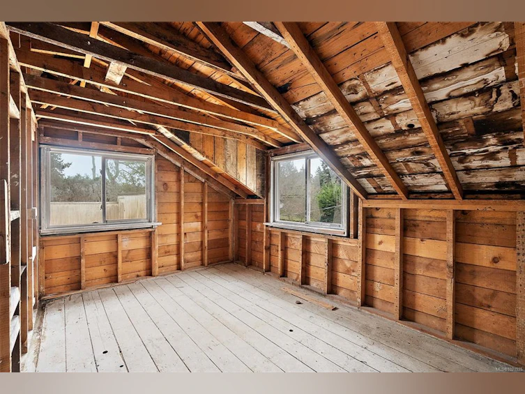 1826 Cedar Hill Cross Road, Saanich, BC, V8P 2R4 - 25