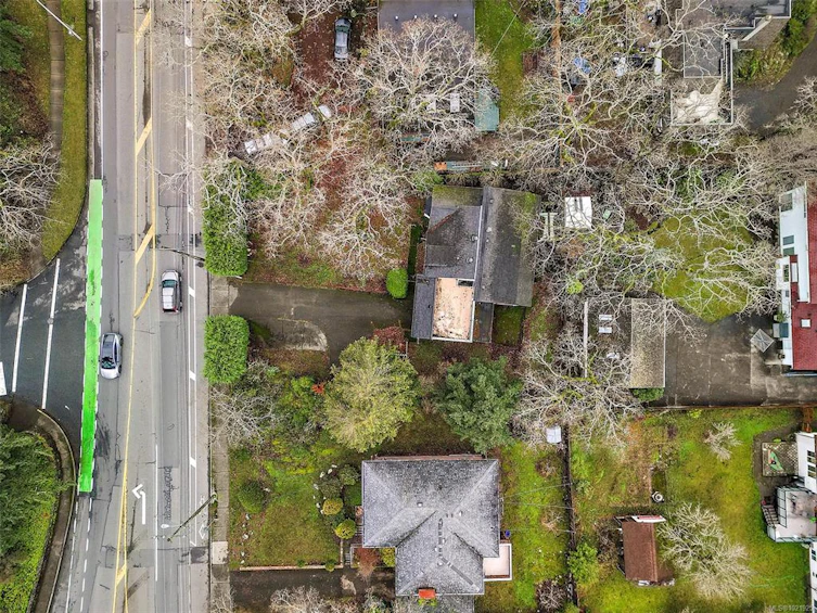 1826 Cedar Hill Cross Road, Saanich, BC, V8P 2R4 - 9