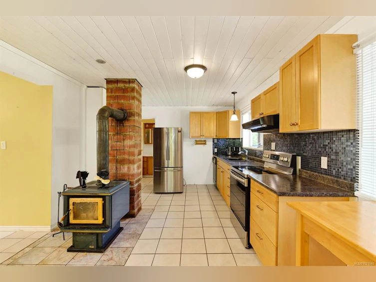 8000 Beaver Creek Road, Port Alberni, BC, V9Y 8N2 - 4