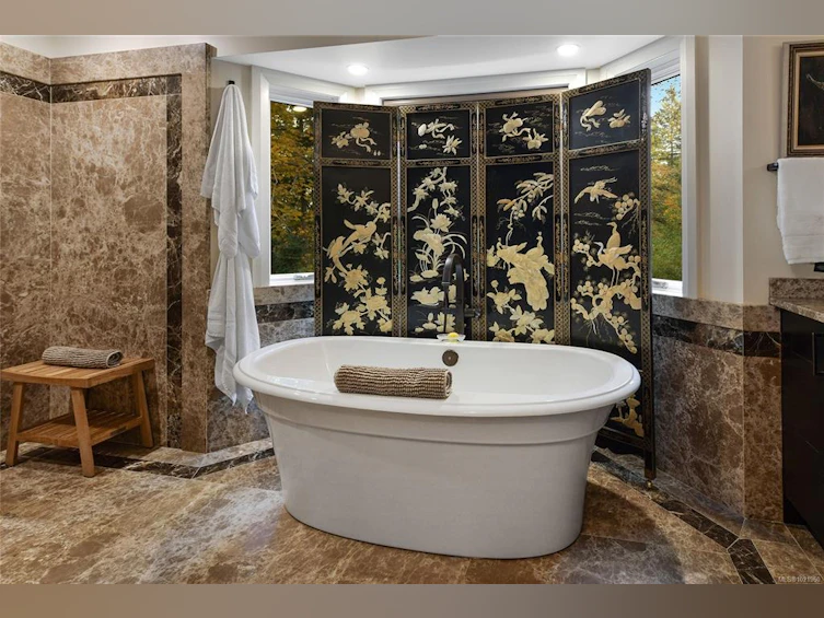 851 Sayward Road, Saanich, BC, V8Y 1R5 - 18
