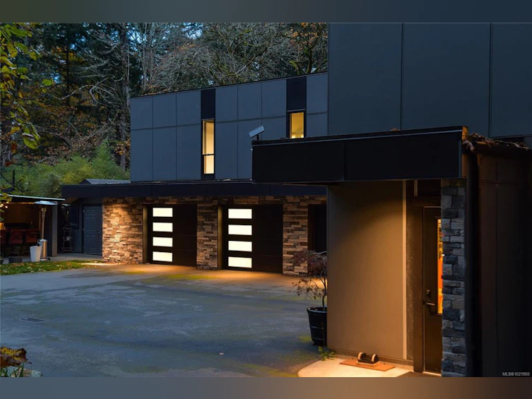 851 Sayward Road, Saanich, BC, V8Y 1R5 - 86
