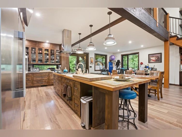 1708 Rainforest Lane, Ucluelet, BC, V0R 3A0 - 19