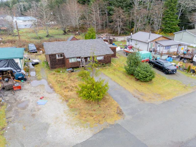 230 Clutus Road - 3
