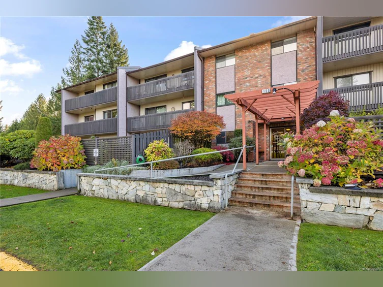 202-130 E Sunningdale Road, Qualicum Beach, BC, V9K 1P6 - 25