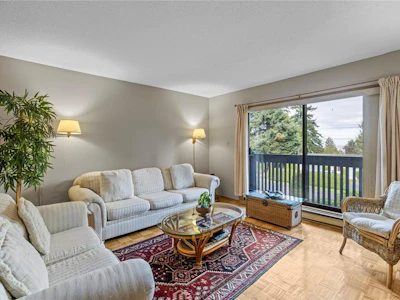 202-130 E Sunningdale Road - 2