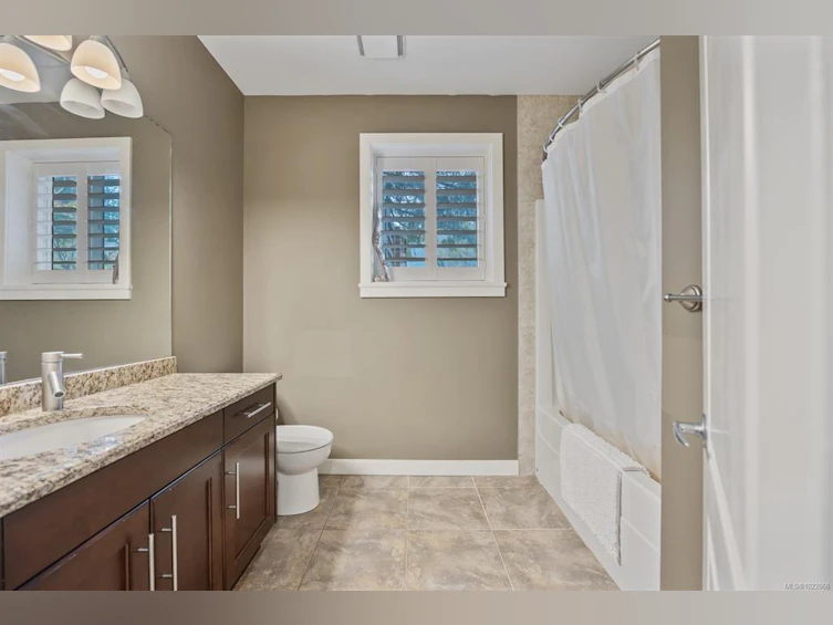 3101 Klanawa Crescent, Courtenay, BC, V9N 3Z9 - 40