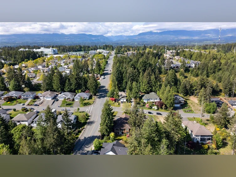 3101 Klanawa Crescent, Courtenay, BC, V9N 3Z9 - 54