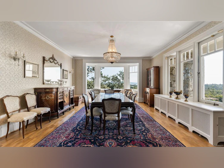 305 Denison Road, Oak Bay, BC, V8S 4K2 - 31