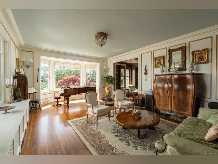 305 Denison Road, Oak Bay, BC, V8S 4K2 - 13