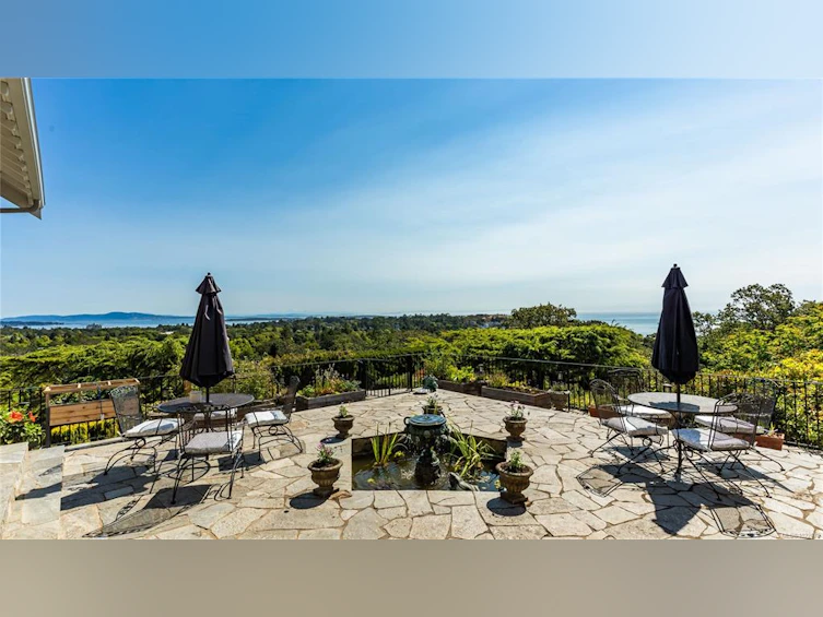 305 Denison Road, Oak Bay, BC, V8S 4K2 - 70