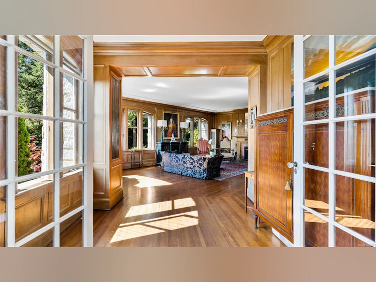 305 Denison Road, Oak Bay, BC, V8S 4K2 - 17