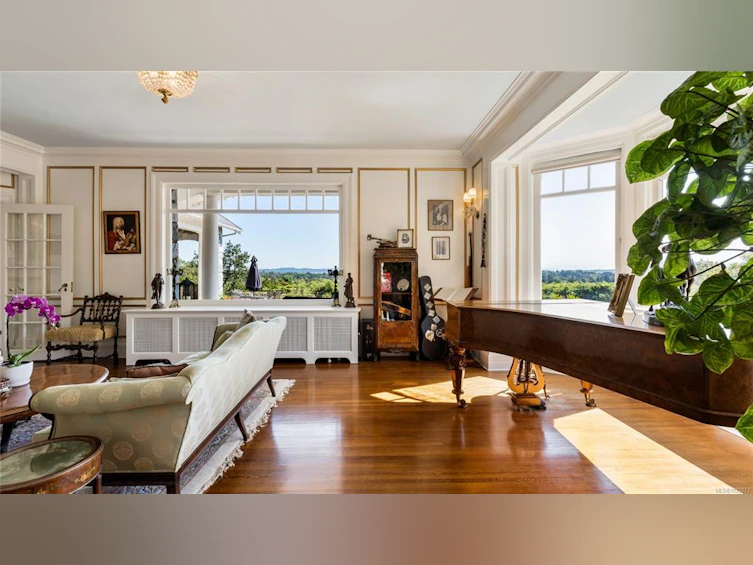 305 Denison Road, Oak Bay, BC, V8S 4K2 - 12