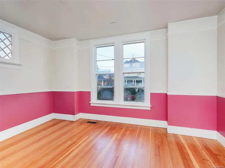 1029 Queens Avenue, Victoria, BC, V8T 1M7 - 2