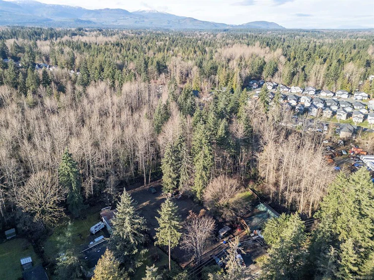 2645 Cumberland Road, Courtenay, BC, V9N 9J8 - 14