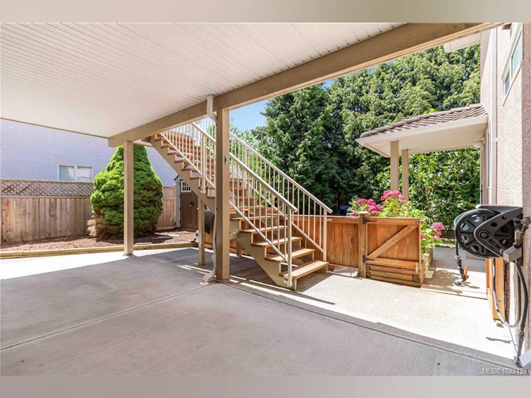 6260 Elaine Way, Central Saanich, BC, V8Z 6A1 - 12