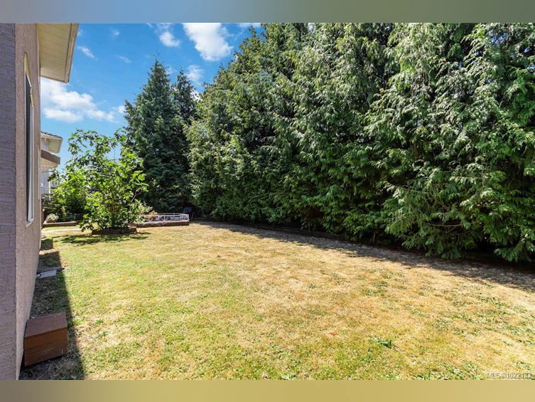 6260 Elaine Way, Central Saanich, BC, V8Z 6A1 - 5