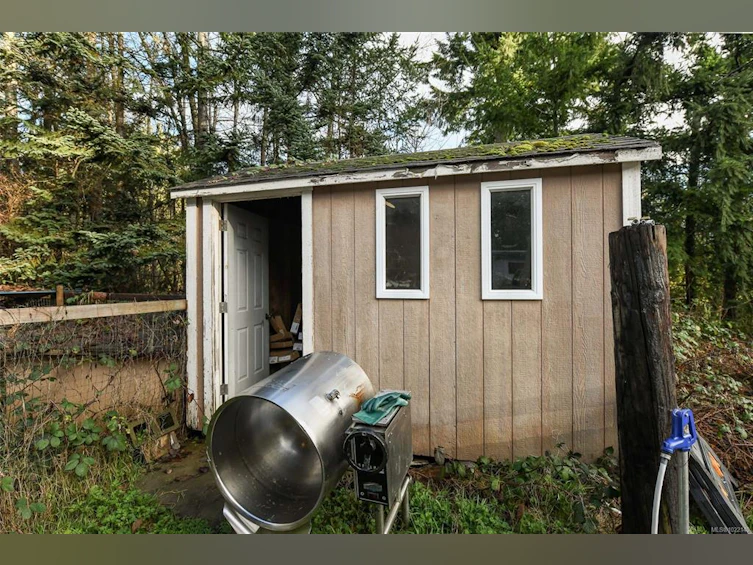 2795 Macaulay Road, Black Creek, BC, V9J 1B9 - 32