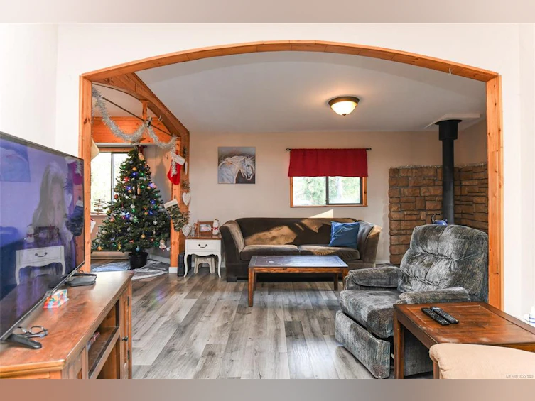 2795 Macaulay Road, Black Creek, BC, V9J 1B9 - 17