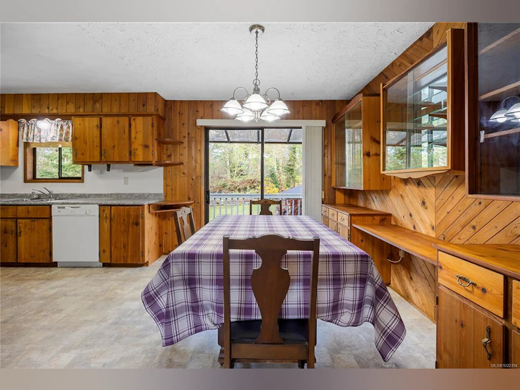 856 Reid Road, French Creek, BC, V9P 2E6 - 19