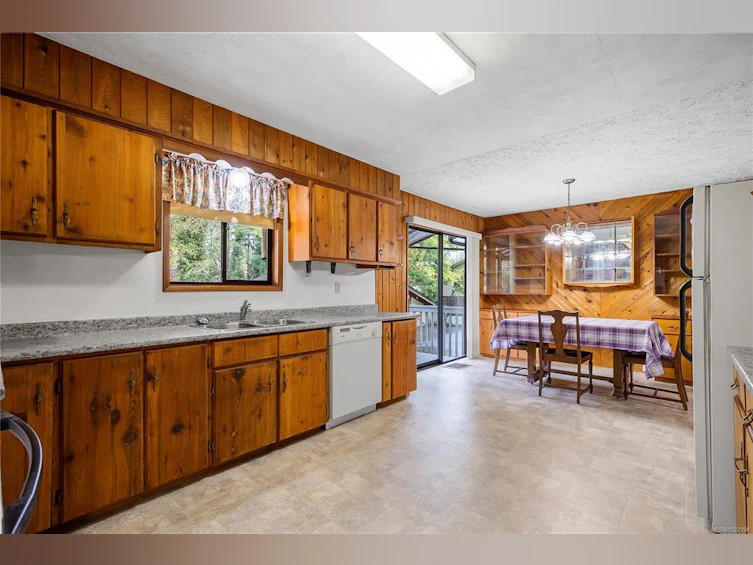 856 Reid Road, French Creek, BC, V9P 2E6 - 22