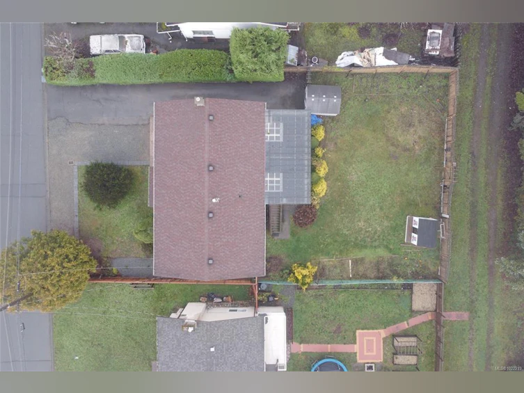 5795 Valleyview Road, Duncan, BC, V9L 4Z6 - 57