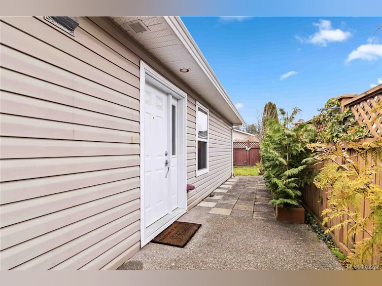69-7570 Tetayut Road, Central Saanich, BC, V8M 2H4 - 33