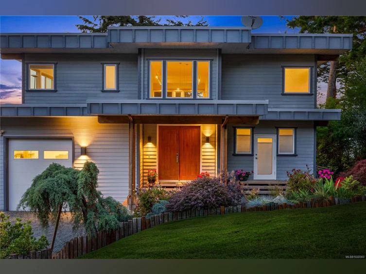5898 Race Point Road, Campbell River, BC, V9H 1N7 - 2