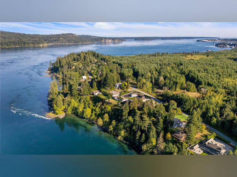 5898 Race Point Road, Campbell River, BC, V9H 1N7 - 10