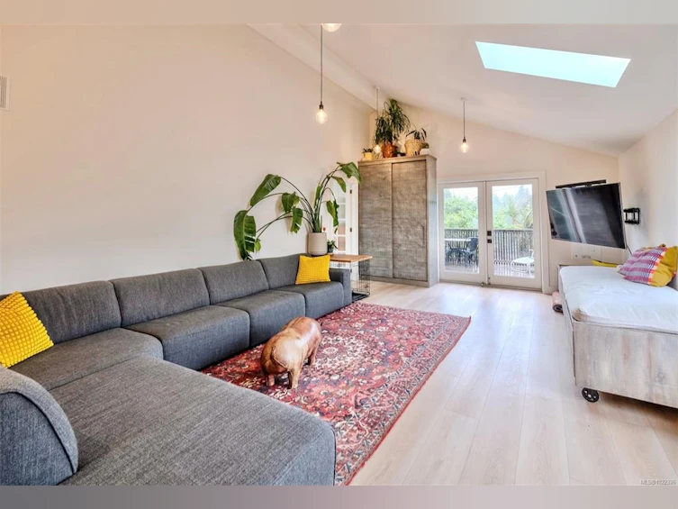 260 Neill Street, Tofino, BC, V0R 2Z0 - 8