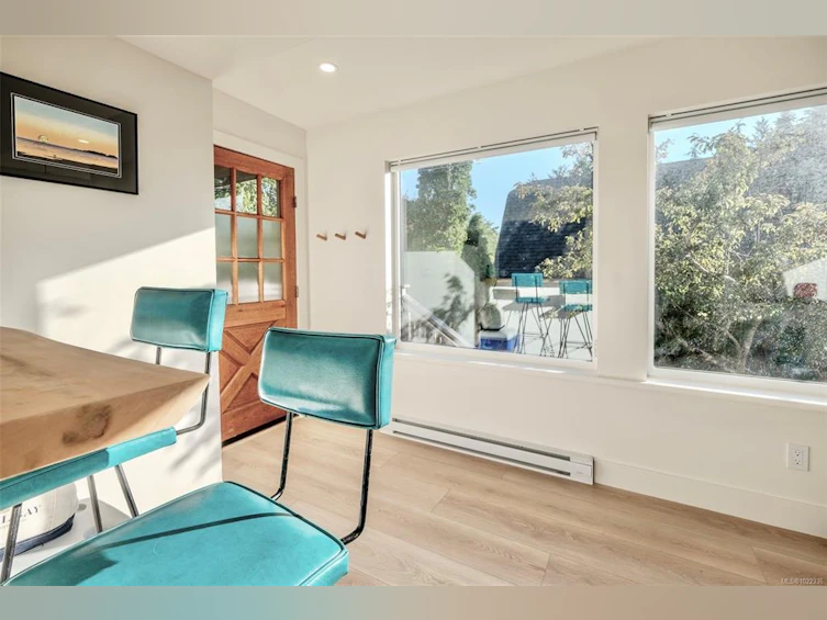 260 Neill Street, Tofino, BC, V0R 2Z0 - 21