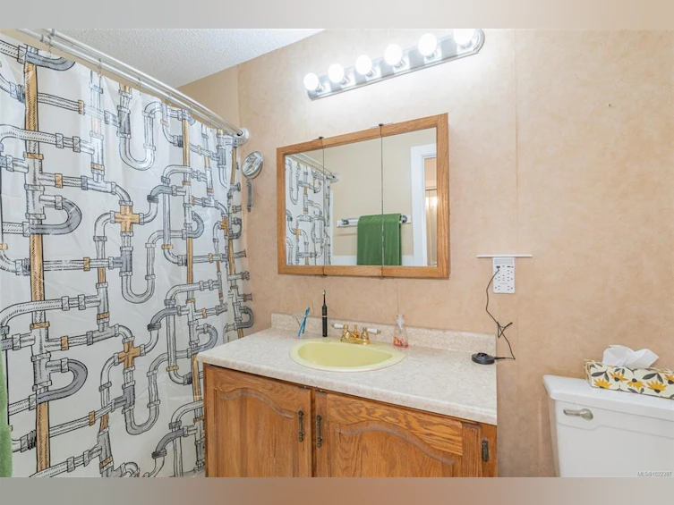 2275 Millstream Road, Langford, BC, V9B 6H2 - 19