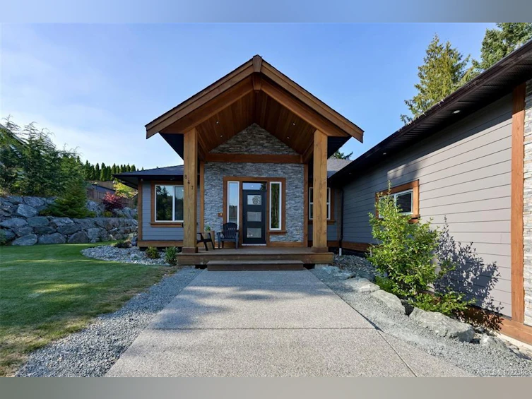 847 Bucktail Road, Mill Bay, BC, V0R 2P1 - 2