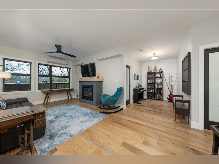 203-2850 Aldwynd Road, Langford, BC, V9B 3S7 - 7