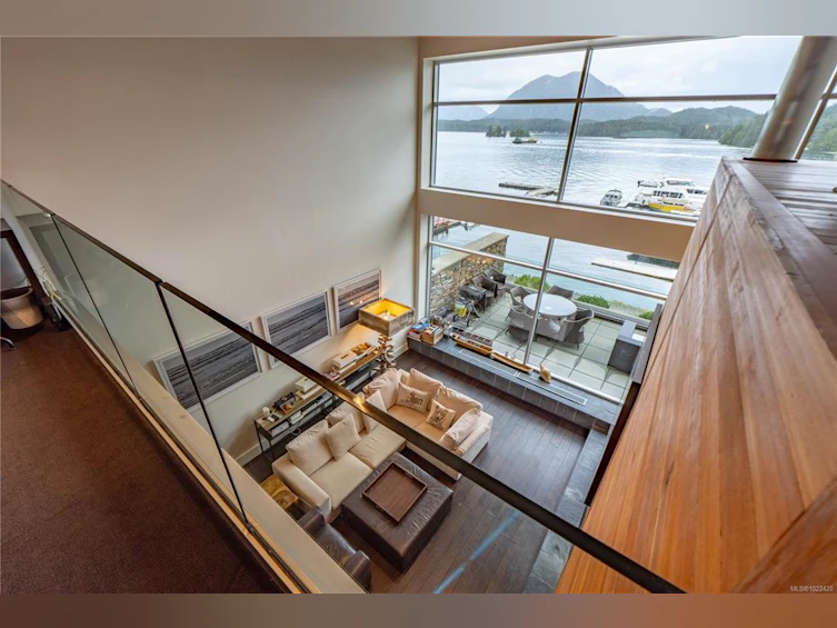 304-368 Main Street, Tofino, BC, V0R 2Z0 - 18