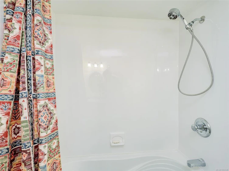 105-2610 Graham Street, Victoria, BC, V8T 3Y9 - 13
