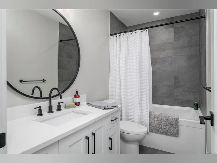 10407 Marina Vista Drive, Port Alberni, BC, V9Y 8Z7 - 16