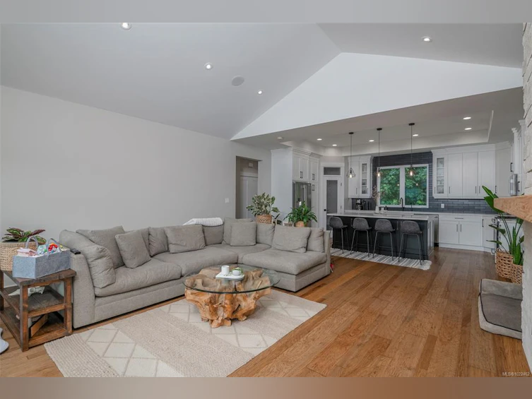 10407 Marina Vista Drive, Port Alberni, BC, V9Y 8Z7 - 7